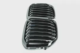 🛍 BMW X7 G07 решётка радиатора чёрная M-Performance